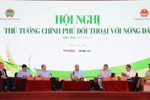 Thủ tướng Nguyễn Xuân Phúc đối thoại tháo gỡ vướng mắc cho nông dân
