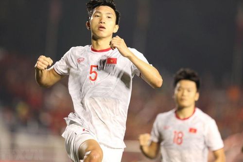 Trợ lý Lee Young Jin: Bóng đá Việt Nam sẽ tiếp tục được nâng lên ở tầm cao mới
