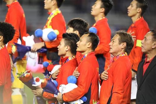 Thủ tướng sẽ đón tiếp hai đội tuyển bóng đá nam, nữ vô địch SEA Games 30 ngay khi vừa về nước