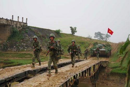 Điểm lạ trên chiếc 'xe tăng bơi' mạnh nhất Việt Nam đang sở hữu