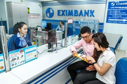 Con tàu Eximbank vẫn đang chao đảo
