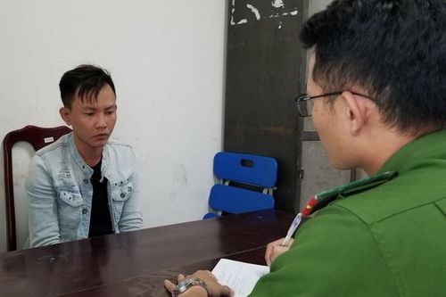 Tạm giữ 2 đối tượng chém cặp vợ chồng ở đường Huỳnh Thúc Kháng
