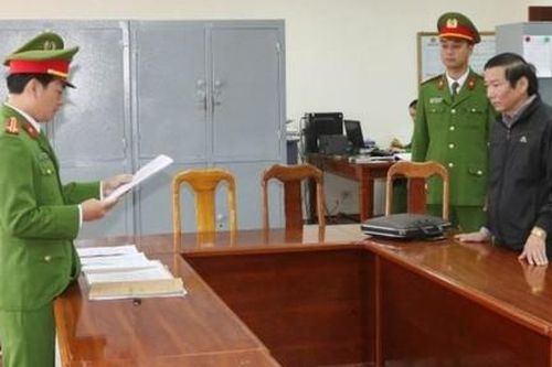 Bắt giám đốc và phó giám đốc BQL dự án làm thất thoát 5,6 tỷ đồng