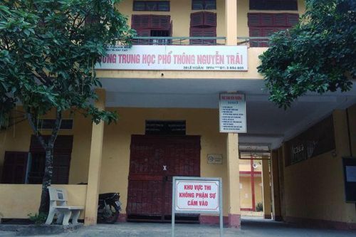 Một học sinh lớp 10 bị đâm chết