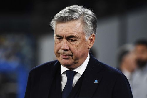 Carlo Ancelotti bị sa thải sau chiến thắng 4-0 của Napoli