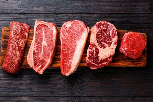 Con người có thể sống bằng việc chỉ ăn thịt bò?