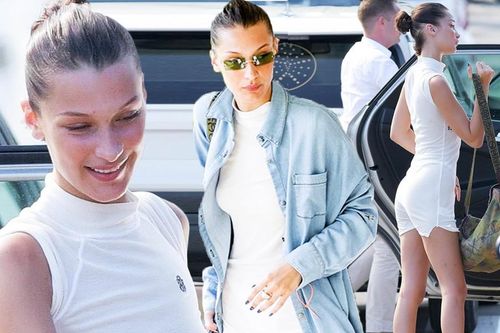 'Đỏ mặt' với chiếc váy mỏng tang lộ cả vòng một không nội y của Bella Hadid