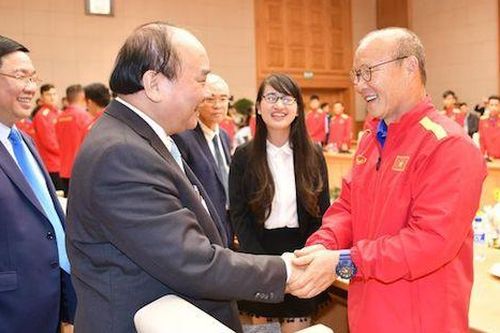 Tối nay Thủ tướng gặp mặt 2 đội bóng vô địch SEA Games