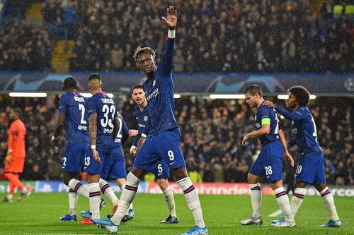 Abraham ghi bàn, Chelsea hú vía giành vé đi tiếp ở Cup C1