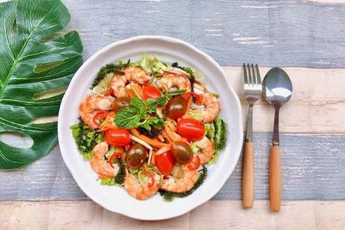 Công thức làm salad rong nho sốt chua ngọt giúp đẹp da, giữ dáng