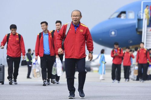 Siêu máy bay Boeing 787-10 đón thầy trò HLV Park Hang-seo trở về từ SEA Games 30 có gì đặc biệt?
