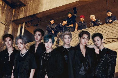 BXH World Album trên Billboard tuần này: SuperM trụ vững đầu bảng, EXO thăng hạng vượt BTS