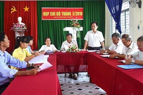 Nâng cao chất lượng sinh hoạt chi bộ