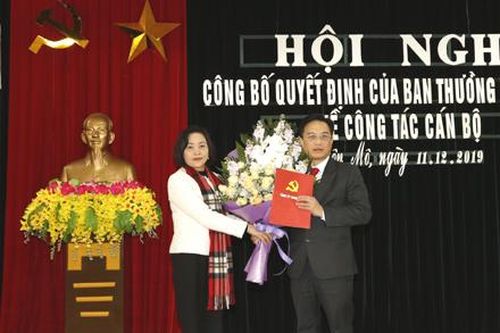 Công bố Quyết định của Ban Thường vụ Tỉnh ủy về công tác cán bộ