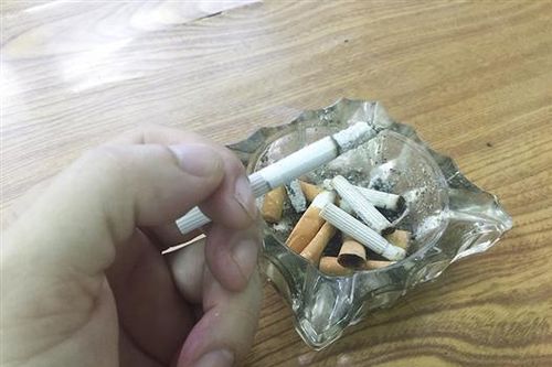Cần hiểu đúng về 'thuốc lá nhẹ'