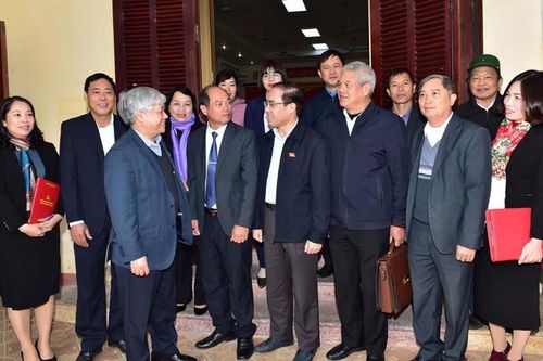 Đoàn ĐBQH tỉnh Tuyên Quang tiếp xúc cử tri huyện Sơn Dương