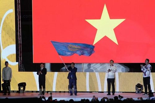 Bế mạc SEA Games 30: Việt Nam nhận cờ đăng cai đại hội năm 2021