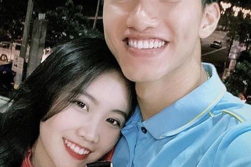 Sau chiến thắng lẫy lừng, Văn Hậu đã làm điều mà cô gái nào cũng ao ước