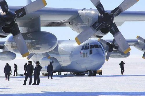 'Lực sĩ' C-130 do Mỹ sản xuất bị rơi khi bay tới Nam Cực
