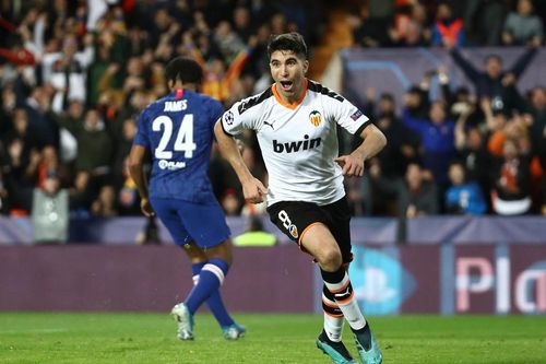 16 CLB giành vé vào vòng knock-out Champions League mùa này