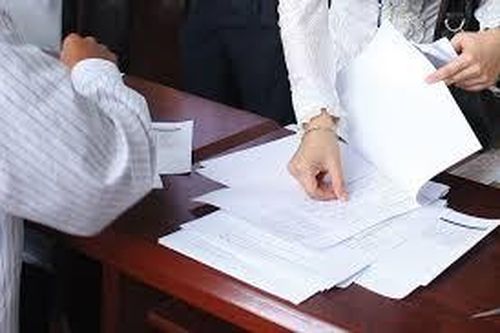 Hồ sơ mời thầu đối với gói thầu mua sắm hàng hóa đặc thù