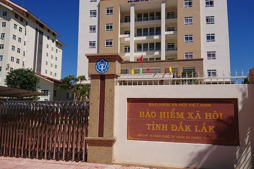 Gần 900 trường hợp 'đã chết vẫn khám bệnh' hết 7,58 tỷ: Lỗi do đâu?