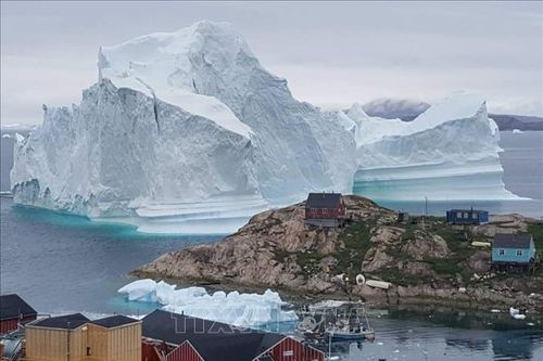 Băng tan tại Greenland diễn ra nhanh hơn dự báo