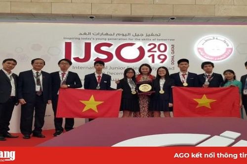 Đoàn Việt Nam vỡ òa với 3 Huy chương Vàng Olympic Khoa học trẻ quốc tế