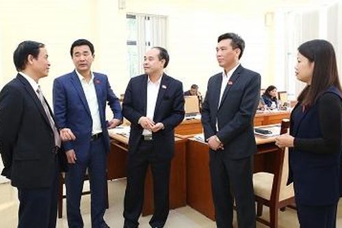37 ý kiến được đưa ra thảo luận tại tổ