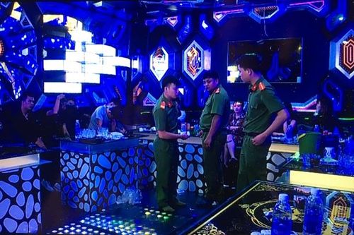 Khởi tố, tạm giam 7 đối tượng tàng trữ trái phép chất ma túy