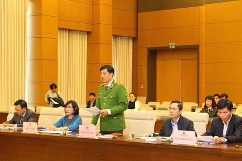 Xử lý nghiêm hành vi hợp pháp hóa xe nhập lậu