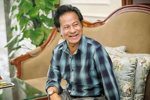 Danh ca Chế Linh: 'Tôi không đào hoa, đó phần nhiều là do thêu dệt'