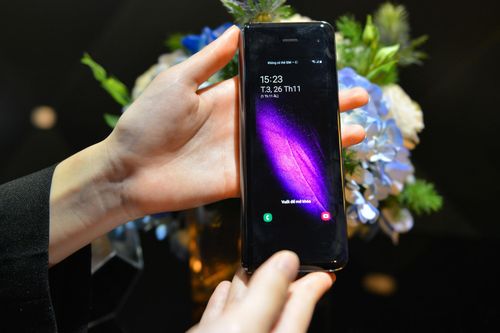 Samsung lần đầu tiết lộ doanh số Galaxy Fold