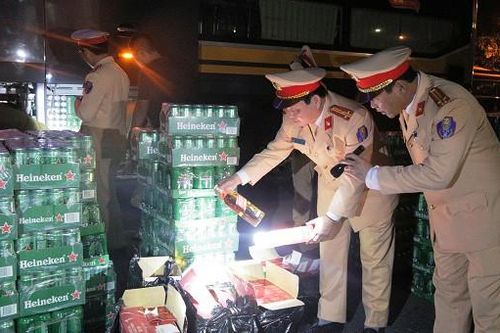 Bia, rượu ngoại nhập lậu trị giá hàng trăm triệu đồng liên tục bị phát hiện