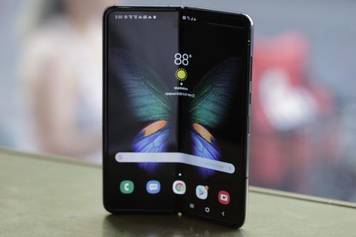 Samsung đã bán được 1 triệu chiếc điện thoại gập Galaxy Fold