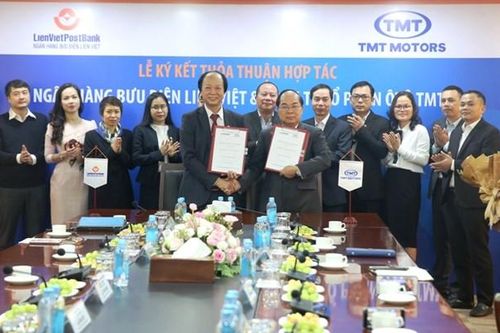 LienVietPostBank cung cấp sản phẩm ngân hàng cho Công ty TMT