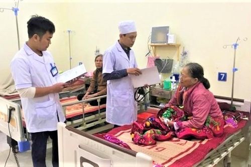 Chuyên gia khuyến cáo cách chăm sóc người già, trẻ nhỏ khi trời lạnh kéo dài