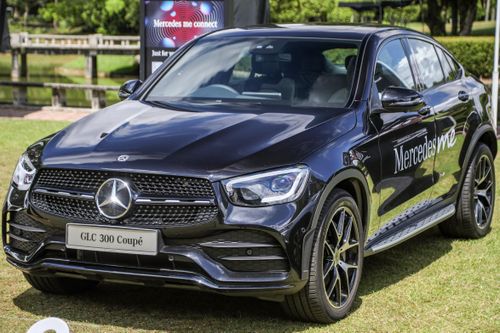 Mercedes-Benz GLC 300 Coupe facelift ra mắt tại Malaysia
