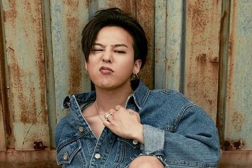 G-Dragon Bigbang khoe râu ria lởm chởm, cư dân mạng cãi nhau ỏm tỏi