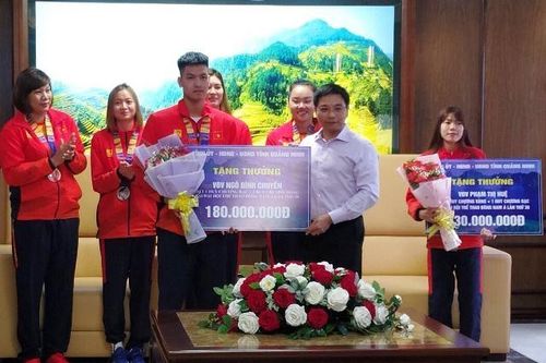 Quảng Ninh thưởng hơn 1,6 tỷ đồng cho đoàn thể thao tại SEA Games 30