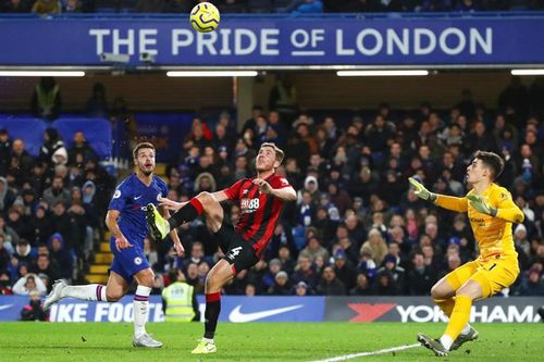 Chelsea thua sốc Bournemouth trên sân nhà