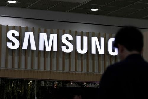 Samsung sẽ trang bị màn hình kính siêu mỏng cho Galaxy Fold 2