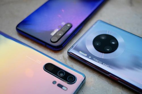 Công ty nào đang 'nhăm nhe' soán ngôi Samsung trên thị trường smartphone toàn cầu?