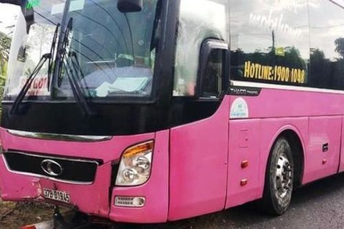 Đi mua quà sinh nhật cho con, hai vợ chồng gặp tai nạn thương vong