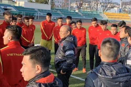 U23 Việt Nam tập buổi đầu tiên ở Hàn Quốc