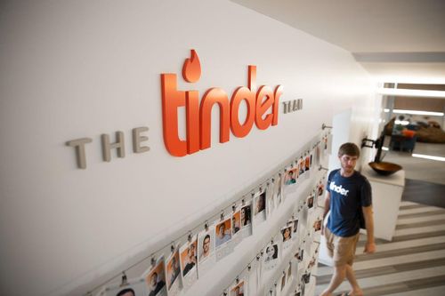 Bên trong văn phòng mới của Tinder với bữa trưa chuẩn nhà hàng