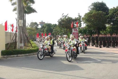 Quảng Bình: Ra mắt lực lượng phản ứng nhanh trấn áp tội phạm