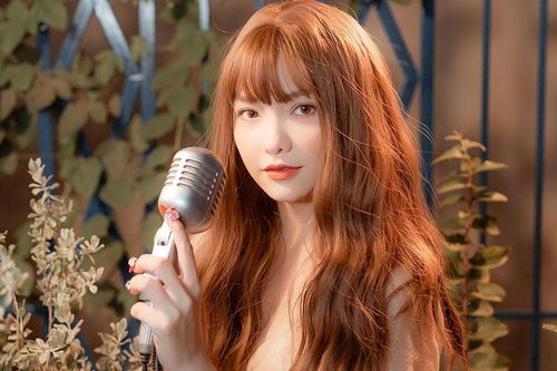 Hồng Kim Hạnh hóa 'công chúa bánh bèo' trong MV mới