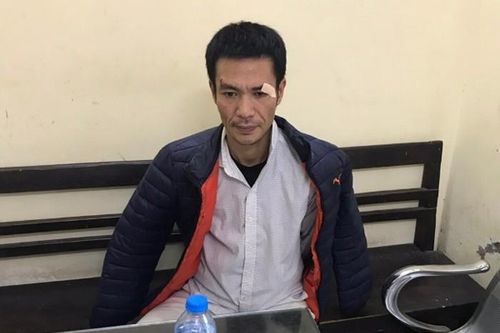 Bắt đối tượng trộm cắp giữa phố đi bộ Hoàn Kiếm