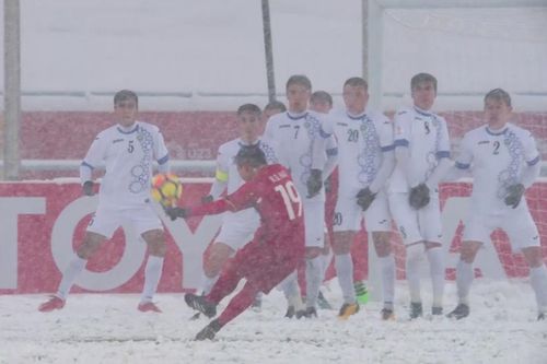 AFC gọi 'Cầu vồng tuyết' của Quang Hải biểu tượng của VCK U23 châu Á